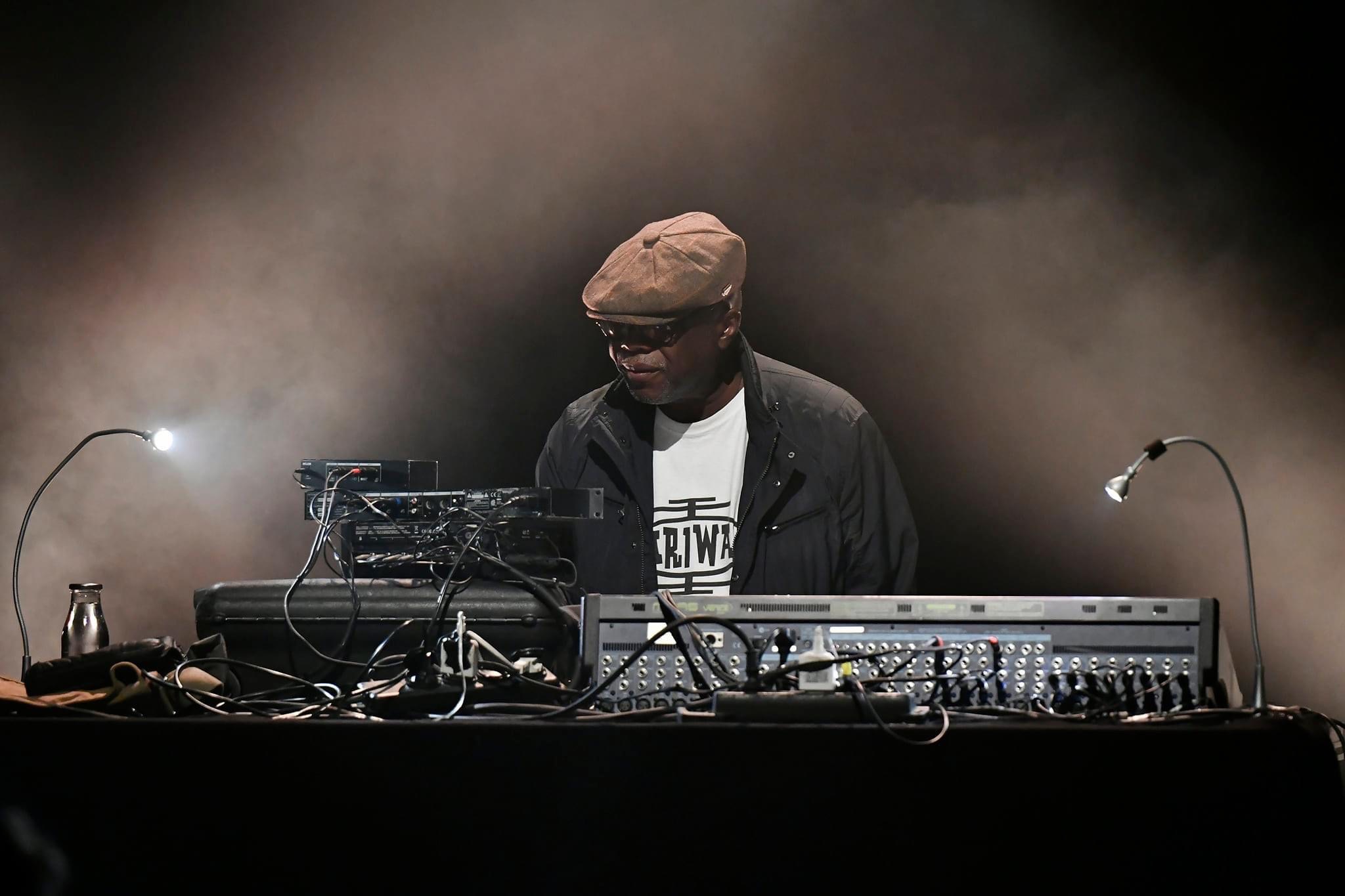 Feel Life Music - Mad Professor